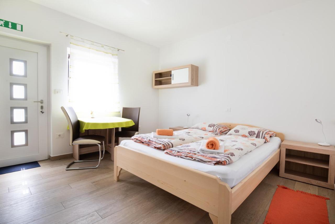 House Dormica Apartment Trenta Exterior photo
